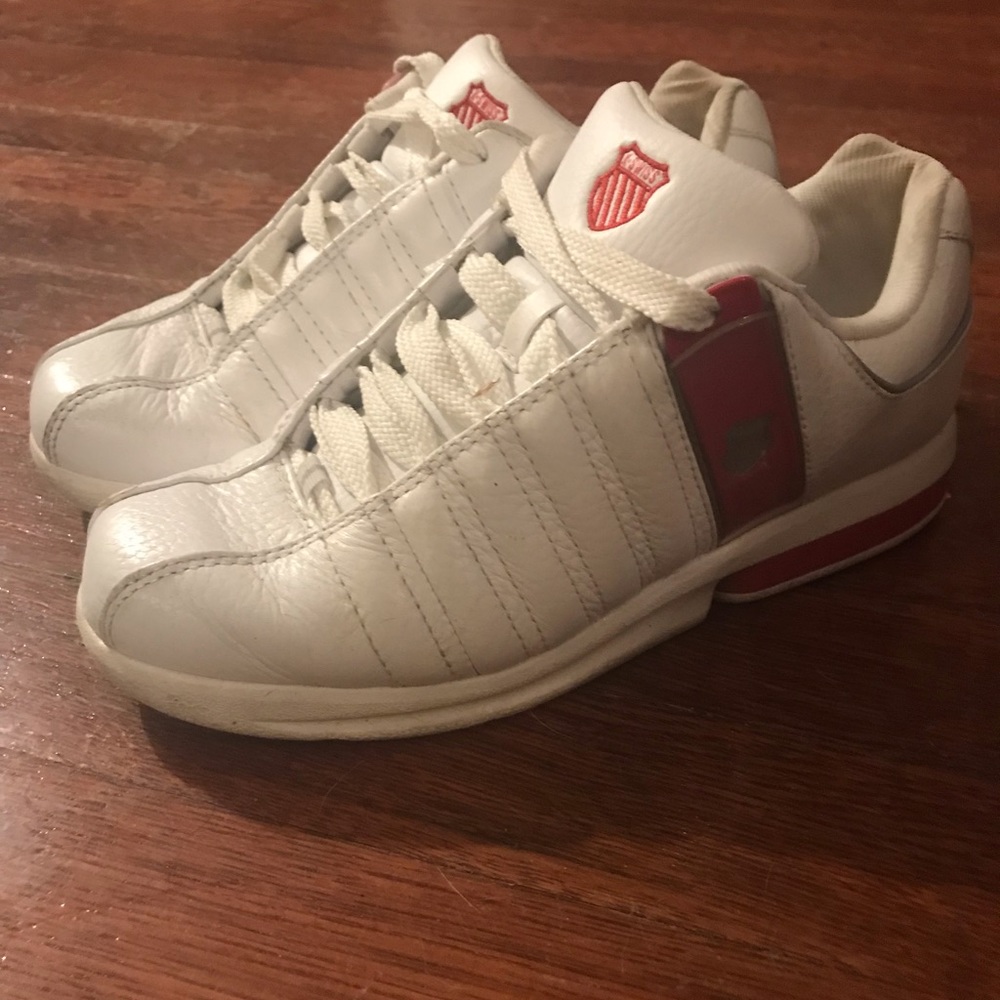 Women’s K Swiss leather tennis shoes